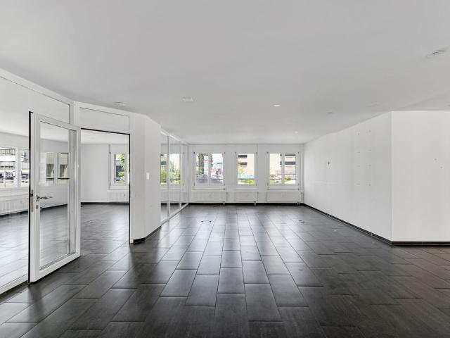Office for rent in Dübendorf 301 m² | dreamo. Ch
