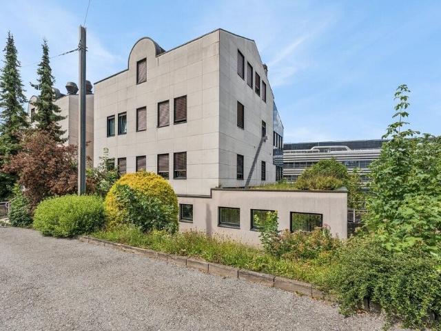Office for rent in Fribourg 140 m² | dreamo. Ch