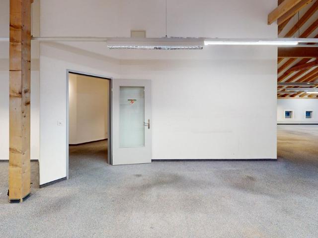 Office for rent in Kloten 411 m² | dreamo. Ch