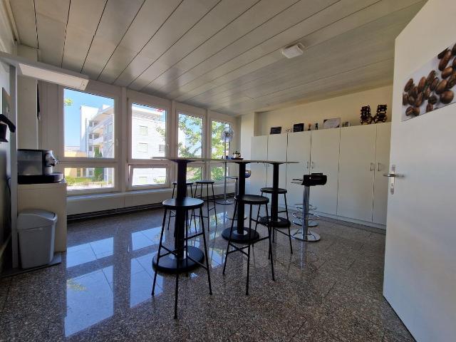 Office for rent in Kloten 434 m² | dreamo. Ch