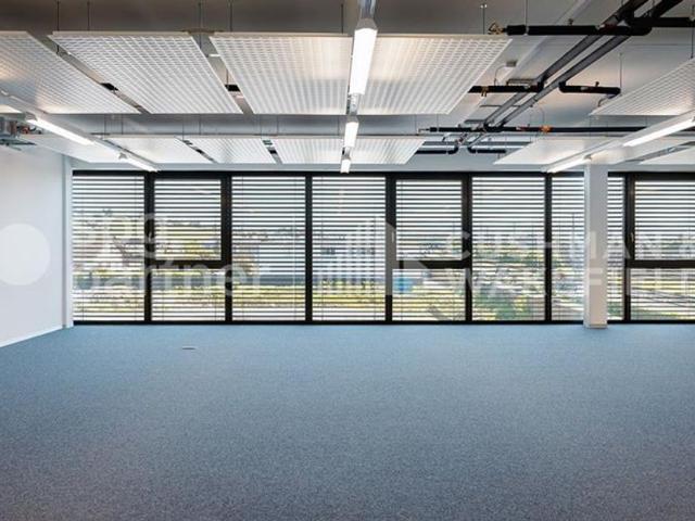 Office for rent in Lonay 252 m² | dreamo. Ch