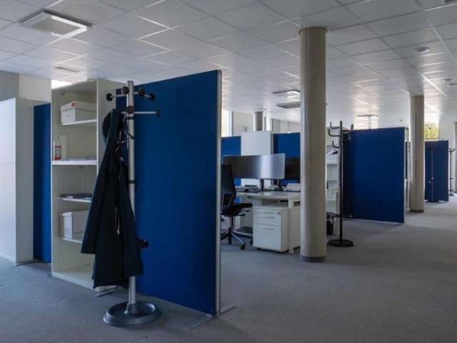 Office for rent in Le Mont sur Lausanne 247 m² | dreamo. Ch