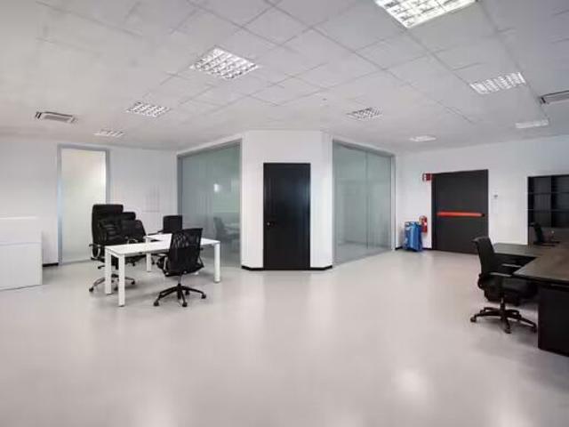 Office for rent in Stabio 220 m² | dreamo. Ch