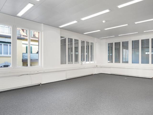 Office for rent in Peseux 173 m² | dreamo. Ch
