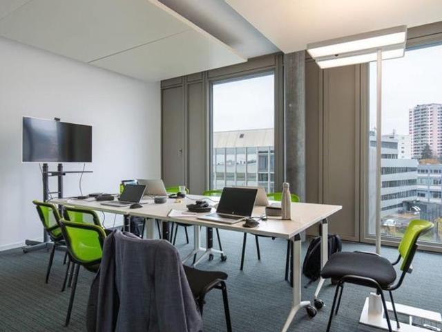 Office for rent in Prilly 2 100 m² | dreamo. Ch