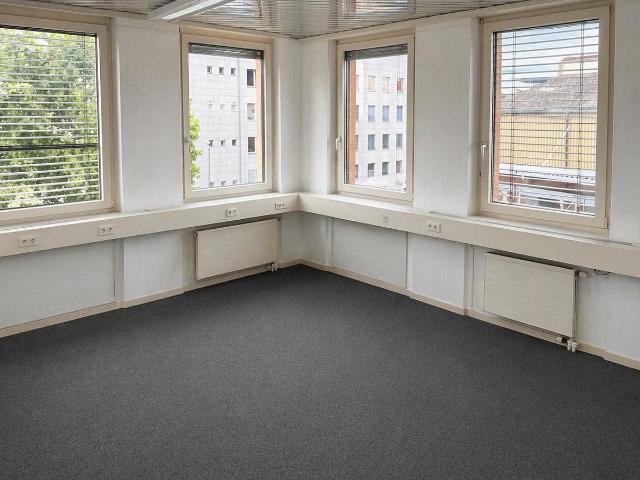 Office for rent in Reinach BL 148 m² | dreamo. Ch
