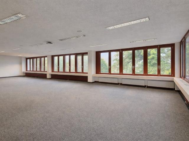 Office for rent in Renens VD 400 m² | dreamo. Ch