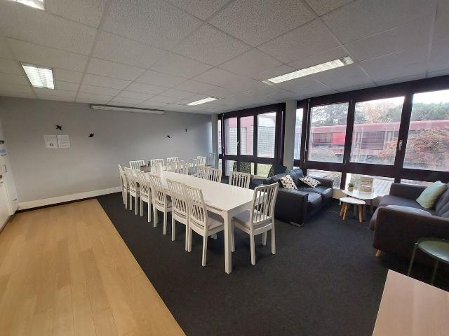 Office for rent in Renens VD 42 m² | dreamo. Ch