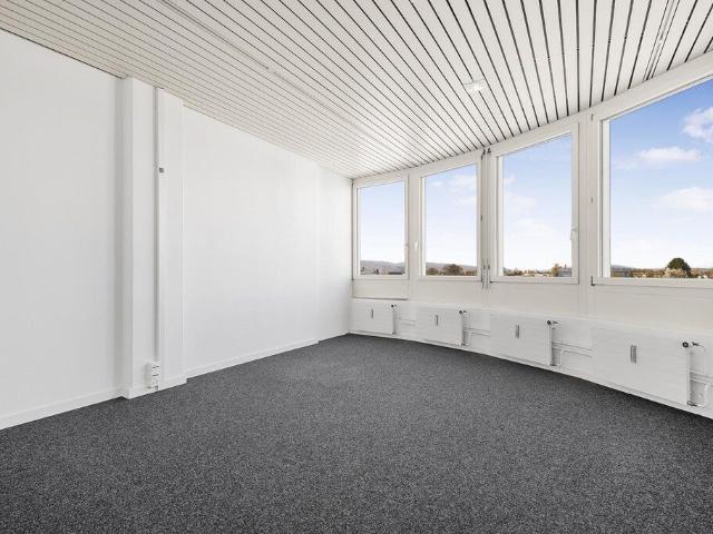 Office for rent in Volketswil 204 m² | dreamo. Ch