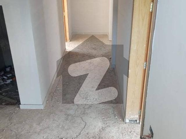 Office for Rent Prime Front Facing Unit