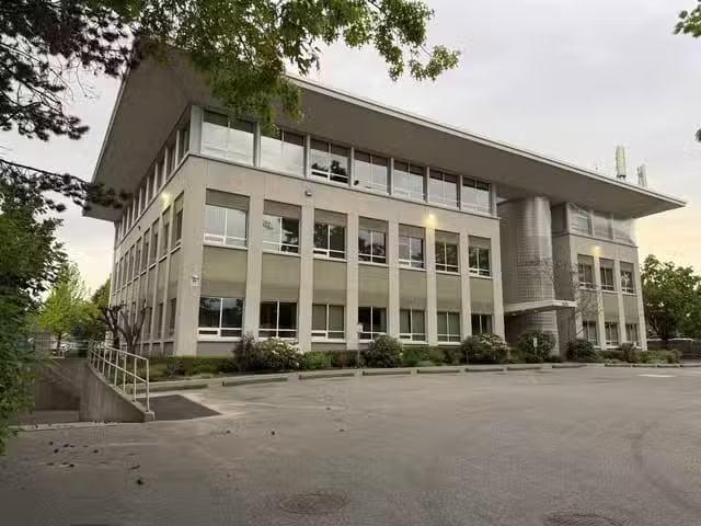 Office for sale in Langley, Langley, Street, 224984066