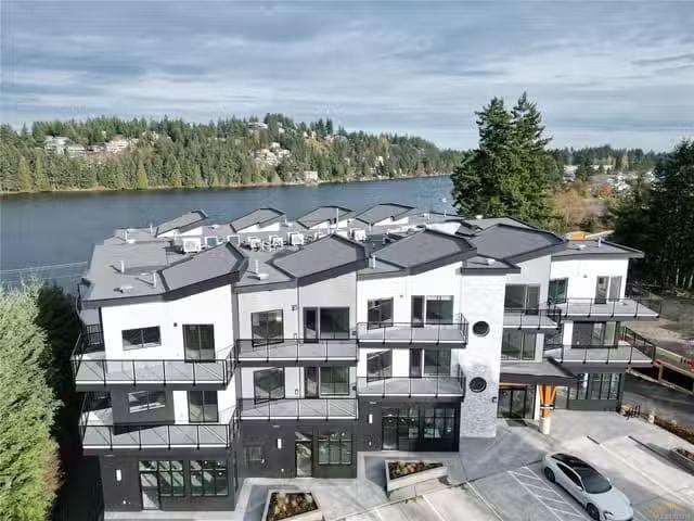 Office for sale in Nanaimo, 104 4474 Wellington Rd, 1033210