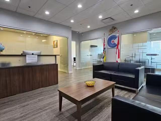 Office for sale in Surrey, Surrey, Street, 224984218