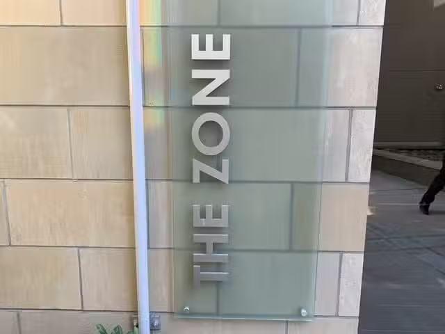 Office for sale in Vancouver, Vancouver West, 101 1068 W Broad.