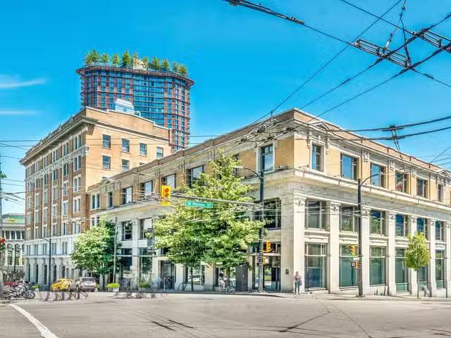 Office for sale in Vancouver, Vancouver West, 205 440 Cambie S.