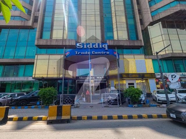 Office Of 1100 Square Feet In Siddique Trade Center For Rent