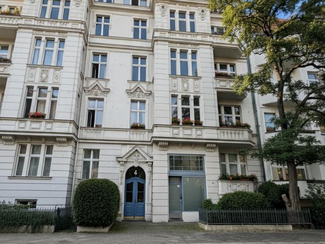 Office or Studio Commercial Real Estate for Rent – ​​Steglitz, Berlin