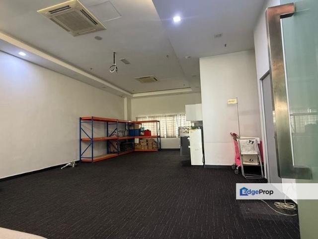 OFFICE SETIA WALK with air conditoner and meeting room