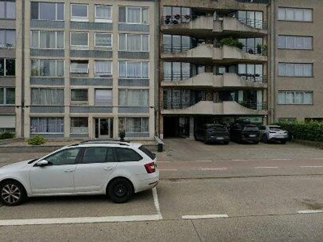 325 m2 office space for rent in Antwerp Deurne