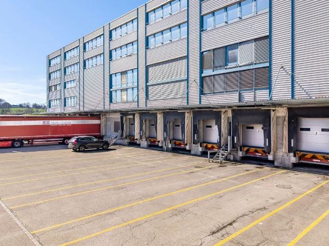 Office space for rent in Bützberg 2 500 m² | dreamo. Ch