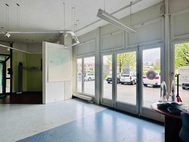 Office space for rent in Bussigny 930 m² | dreamo. Ch