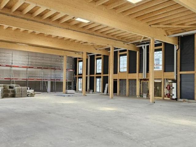 Office space for rent in Farvagny le Petit 750 m² | dreamo. Ch