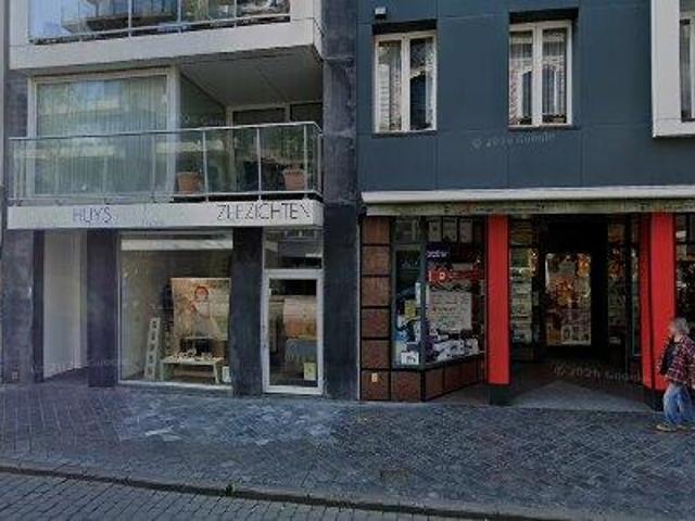 325 m2 office space for rent in Oostende