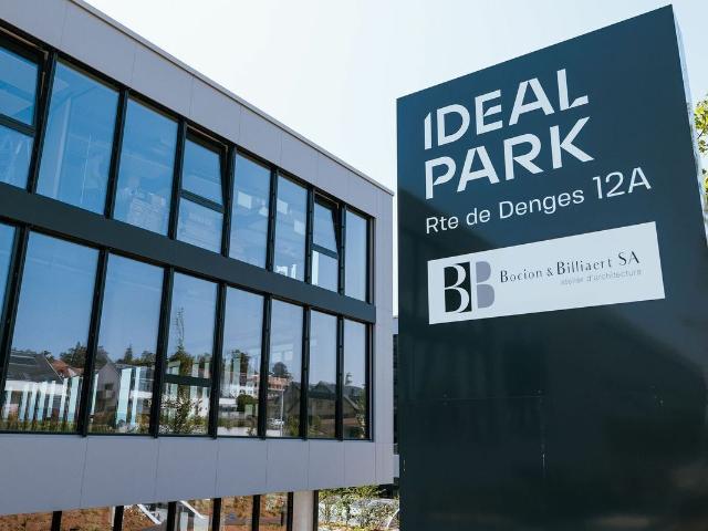 Office space for rent in Lonay 1 460 m² | dreamo. Ch