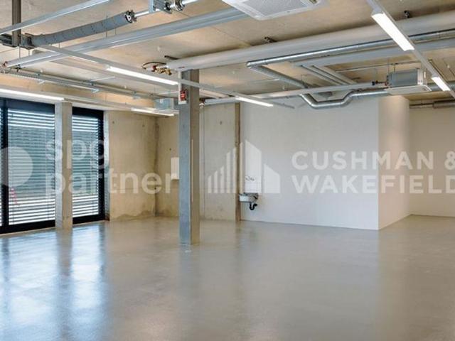 Office space for rent in Lonay 652 m² | dreamo. Ch