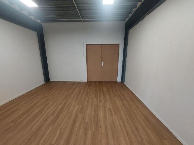 Office space for rent in Lonay 79 m² | dreamo. Ch