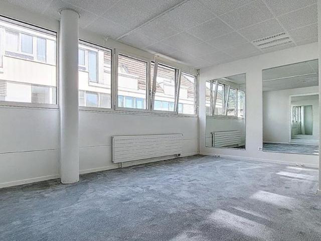Office space for rent in Rolle 334 m² | dreamo. Ch