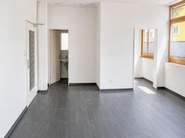 Office space for rent in Reichenburg 75 m² | dreamo. Ch