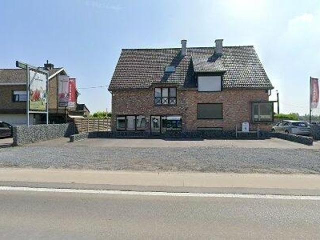 200 m2 office space for rent in Waregem