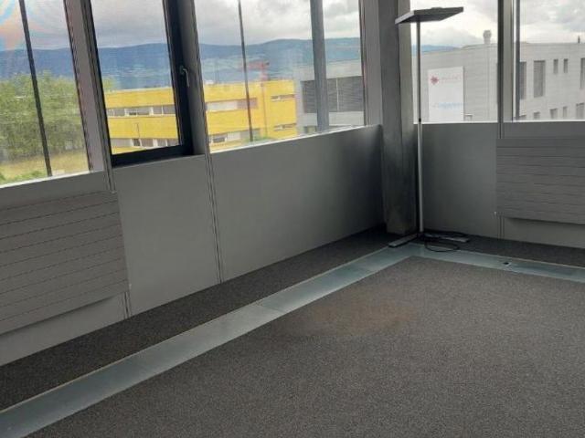 Office space for rent in Yverdon les Bains 160 m² | dreamo. Ch
