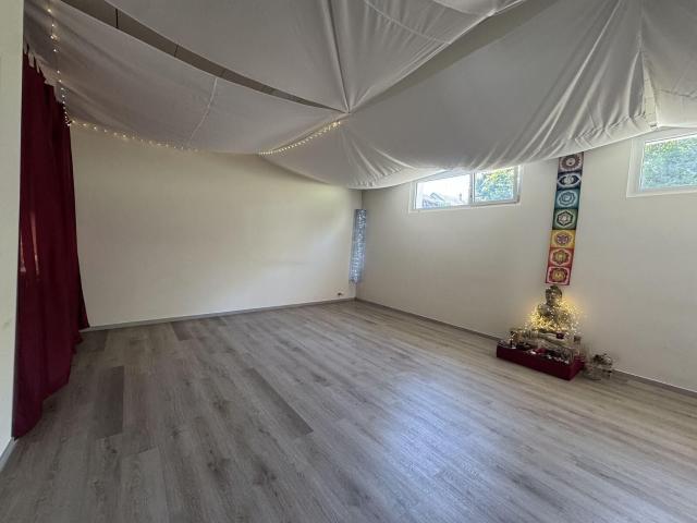 Office space with 1 room for rent in Rolle 86 m² | dreamo. Ch