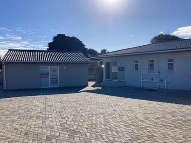 office space to let corner position