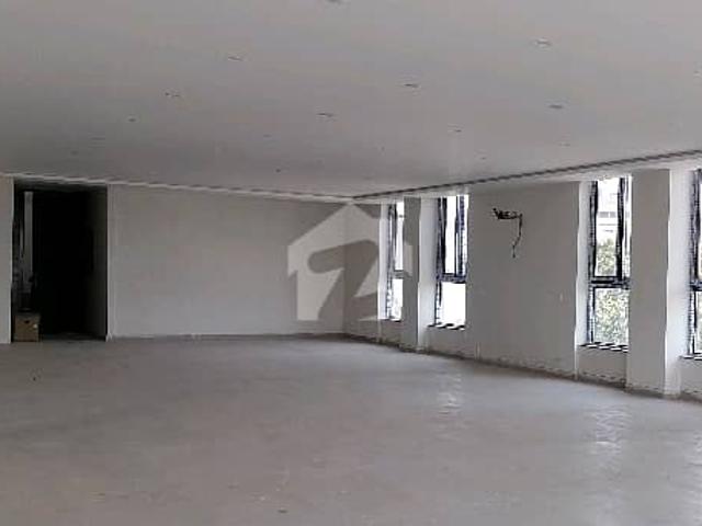Office Spread Over 3000 Square Feet In Gulberg 3 Available