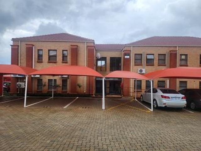 office suite to let ground floor 85m2