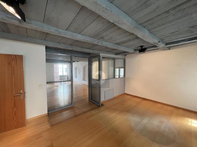 Office with 4 rooms for rent in Liestal 90 m² | dreamo. Ch