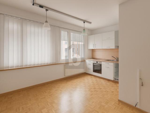 Office with 12 rooms for rent in Delémont 500 m² | dreamo. Ch