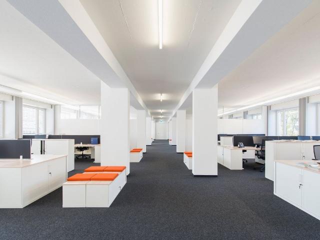Office with 1 room for rent in Dietlikon 510 m² | dreamo. Ch