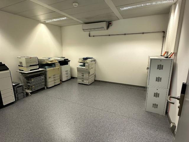 Office with 1 room for rent in Dübendorf 44 m² | dreamo. Ch
