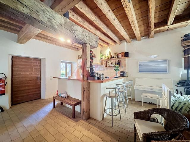 Office with 1 room for rent in Ollon Ref B 26 001 | dreamo. Ch