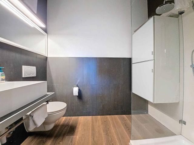 Office with 1 room on sale in Montreux 109 m² | dreamo. Ch