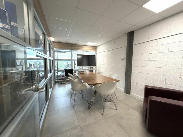 Office with 2 rooms for rent in Monthey | dreamo. Ch
