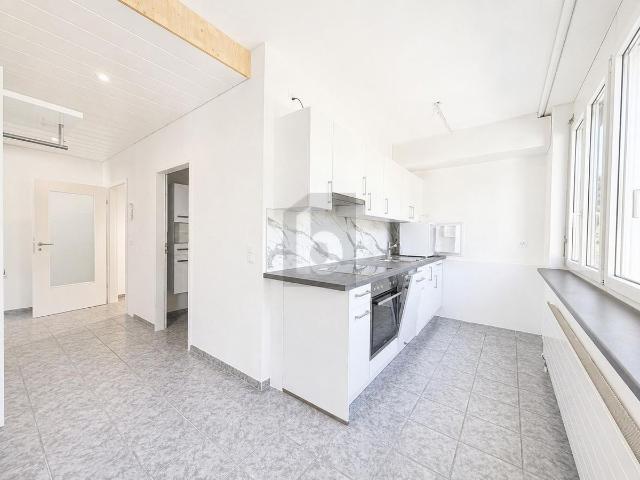 Office with 2 rooms for rent in Grellingen Ref 36463 | dreamo. Ch