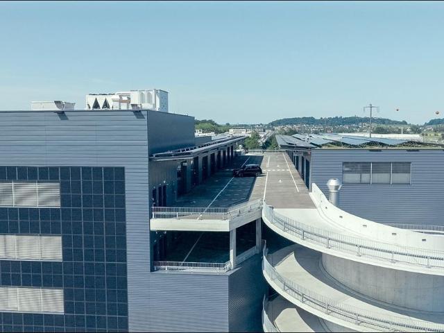 Office with 2 rooms for rent in Winterthur 136 m² | dreamo. Ch