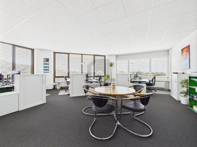 Office with 2.5 rooms for rent in St. Margrethen SG 135 m² | dreamo. Ch