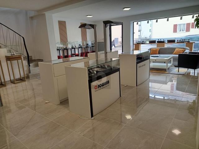 Office with 3.5 rooms for rent in Malleray 150 m² | dreamo. Ch