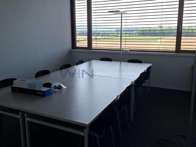 Office with 3.5 rooms for rent in Saint Aubin 1 100 m² | dreamo. Ch